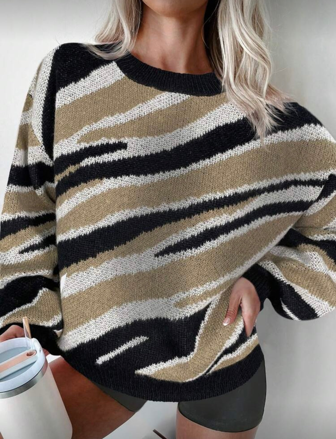 بلوفر عجينه